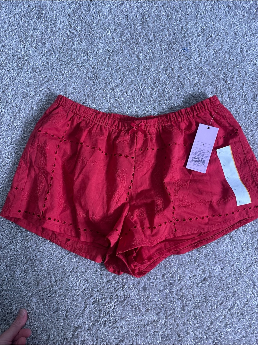 NEW Target Red Eyelet Cotton Women’s Shorts. Size Small